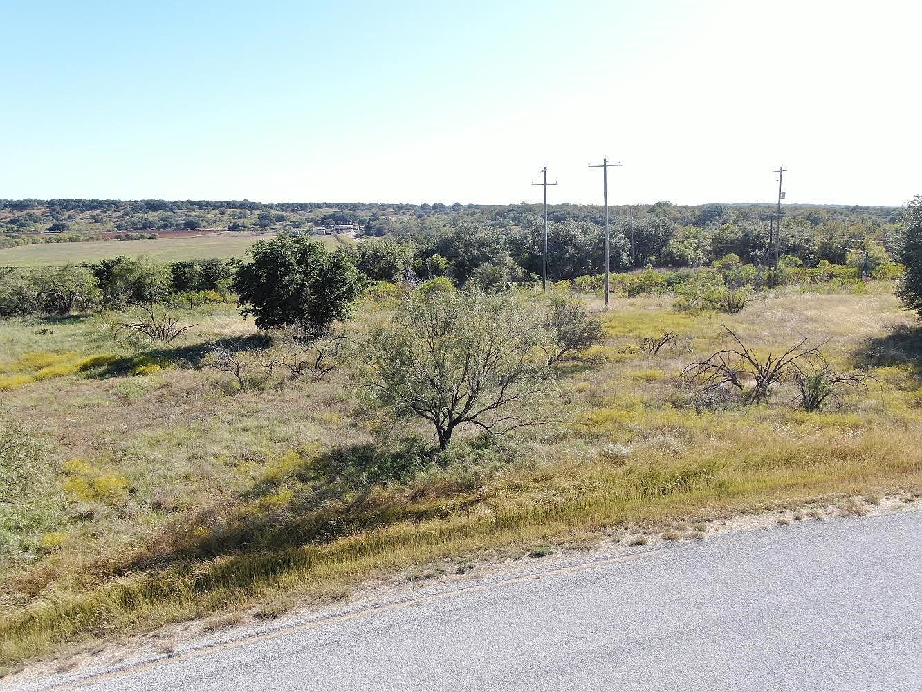 818 & 819 Feather Bay Dr Brownwood, TX 76801 - Thumbnail 5