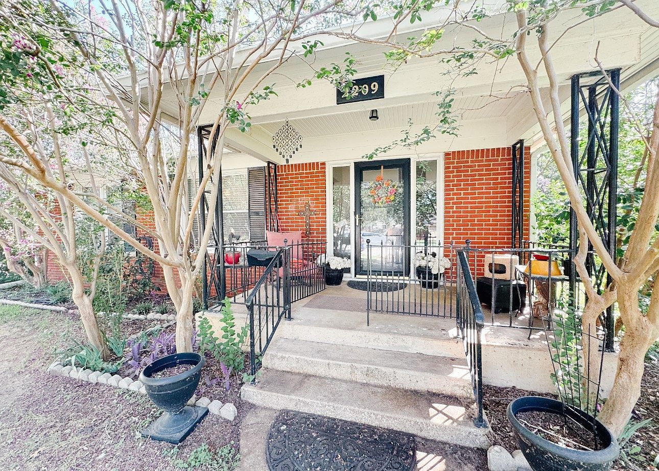 2209 10th St Brownwood, TX 76801 - Thumbnail 5