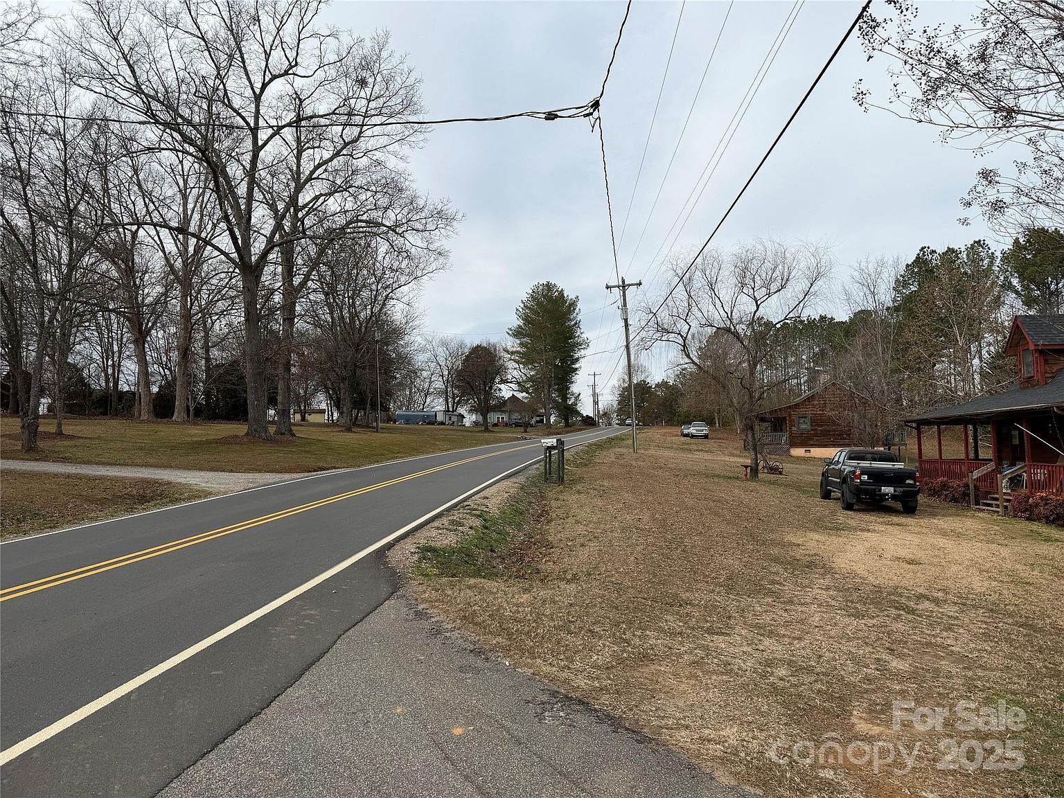 1908 Country Way Hickory, NC 28601 - Thumbnail 5