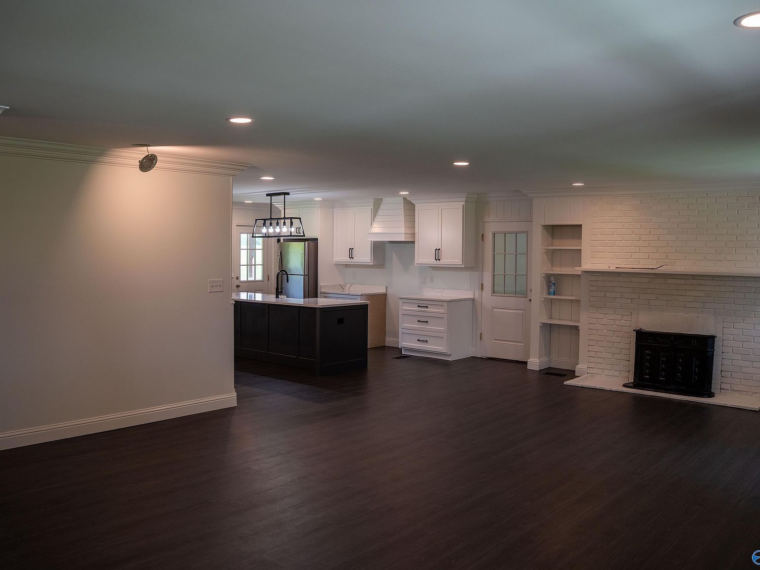 381 Red Barn Rd Guntersville, AL 35976 - Thumbnail 5