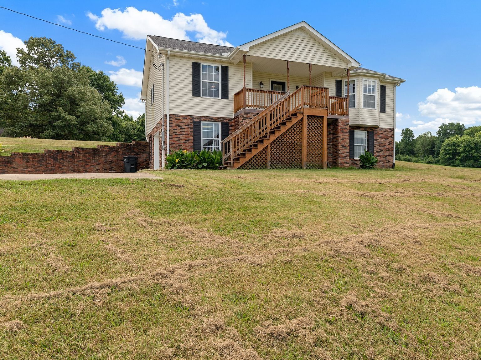195 Long Rd Charlotte, TN 37036 - Thumbnail 5