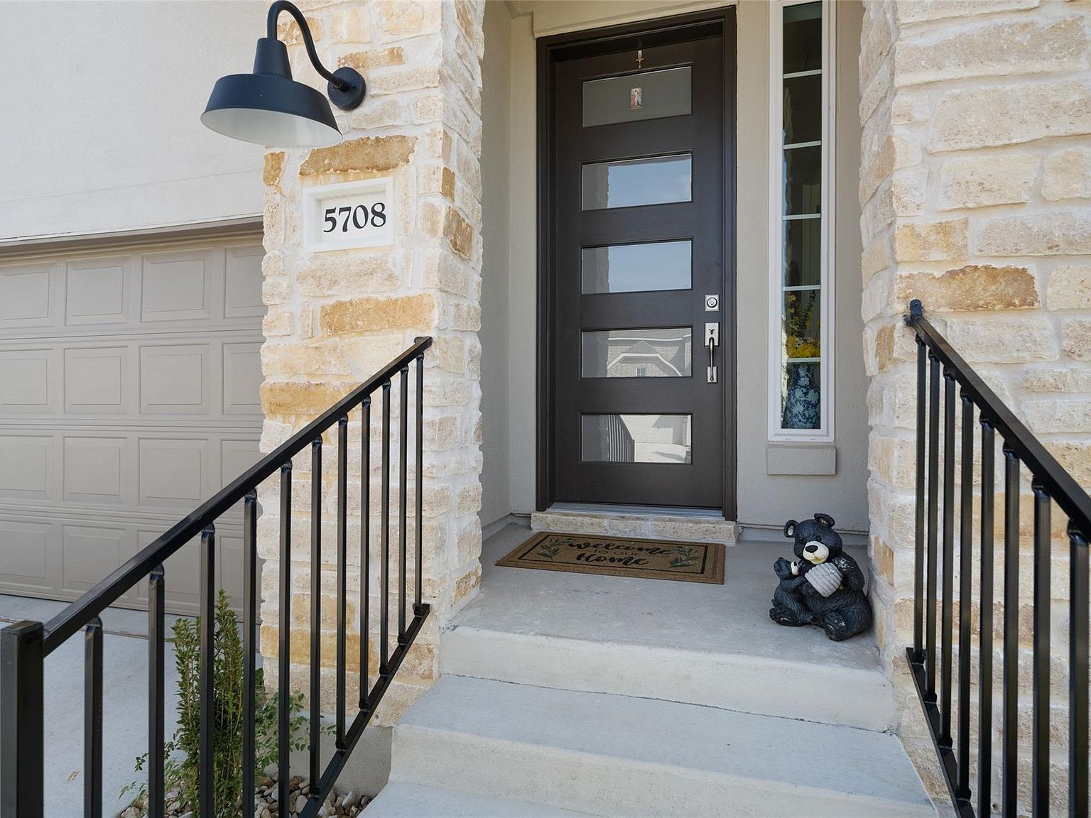 5708 Navajo Draw Ln Austin, TX 78738 - Thumbnail 5