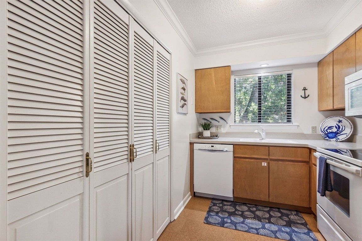 2328 Sadler Rd APT 8F Fernandina Beach, FL 32034 - Thumbnail 5