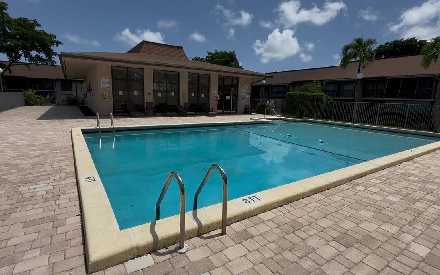 5779 Washington St Hollywood, FL 33023 - Thumbnail 5