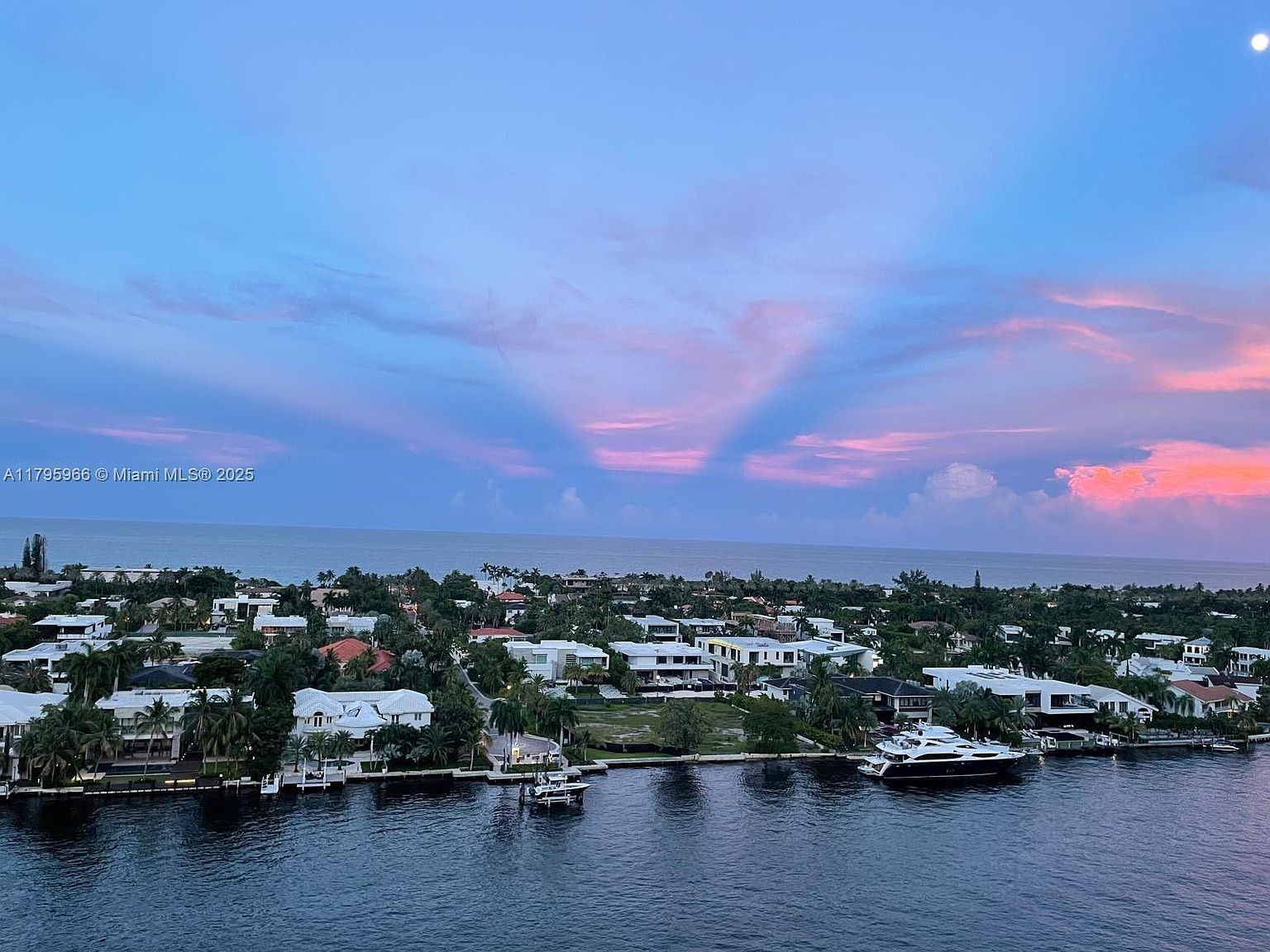 20515 E Country Club Dr APT 1646 Aventura, FL 33180 - Thumbnail 5