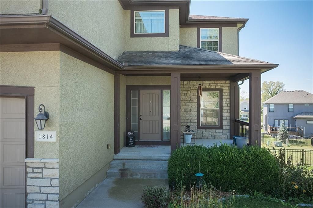 1814 Cayhill Ct Warrensburg, MO 64093 - Thumbnail 5