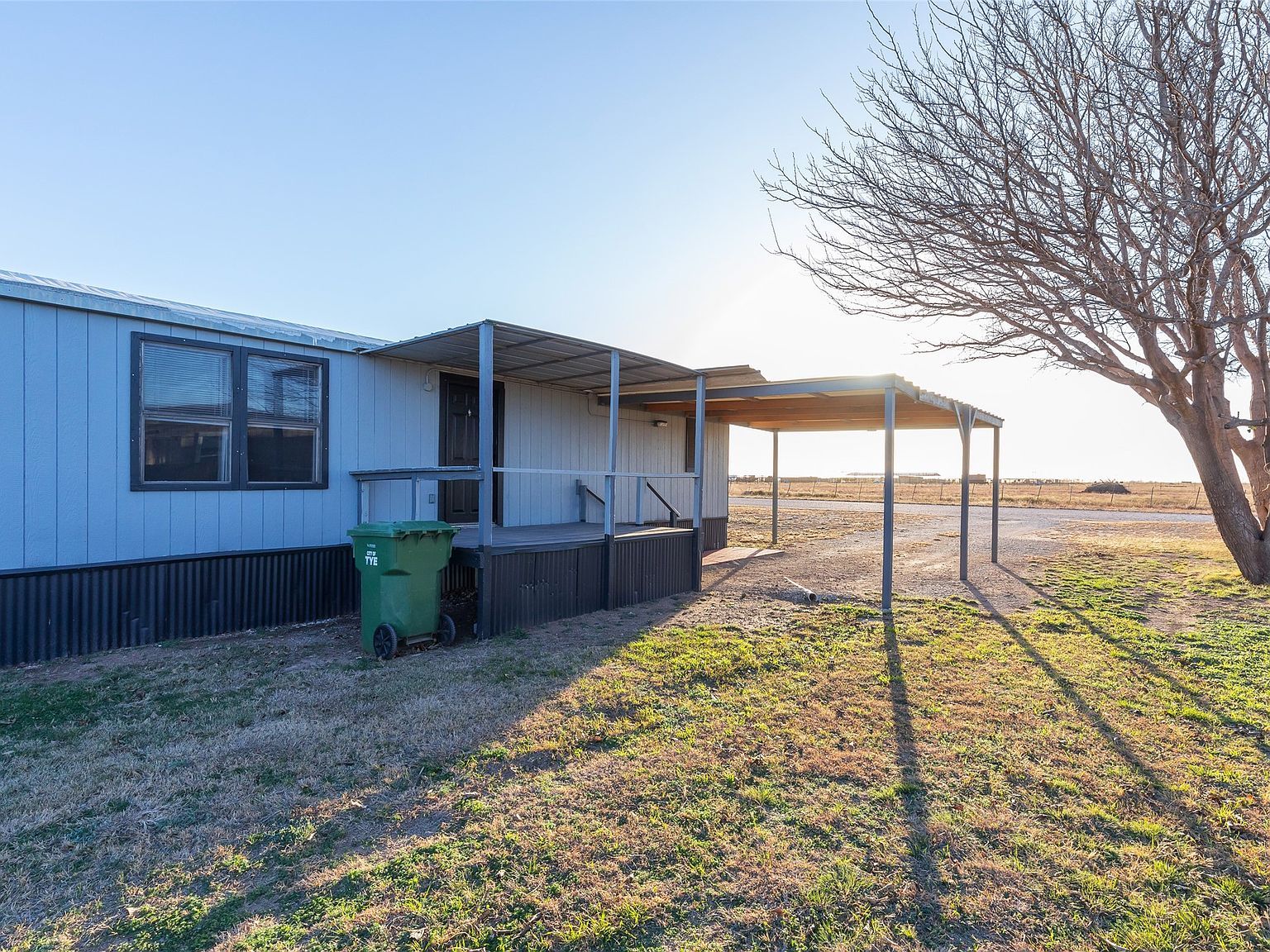 709 Gibson St Tye, TX 79563 - Thumbnail 5