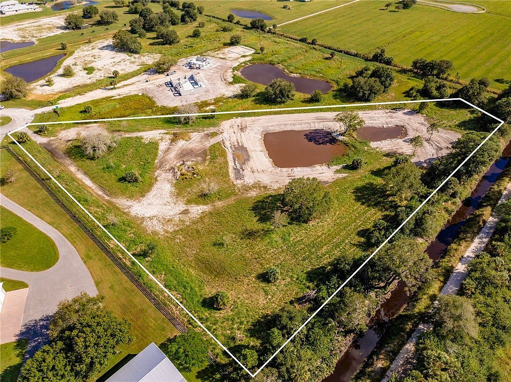 7355 Andrews Pl SW Vero Beach, FL 32968 - Thumbnail 5