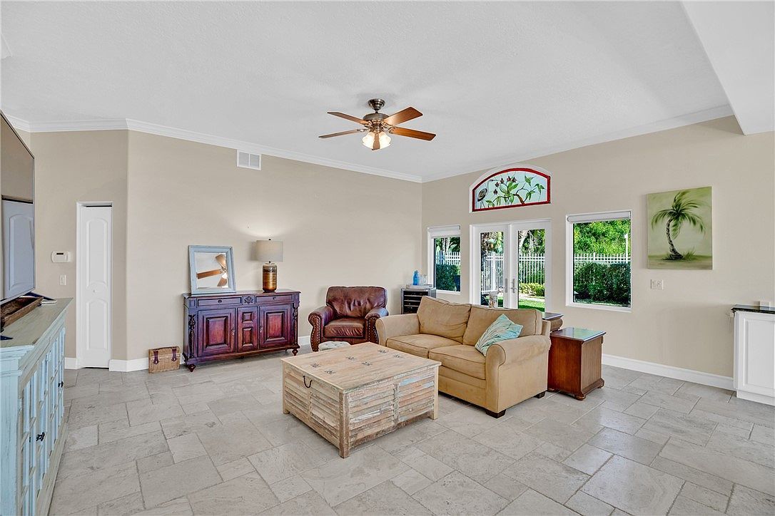 1701 Gulfstream Ave APT 719 Fort Pierce, FL 34949 - Thumbnail 5