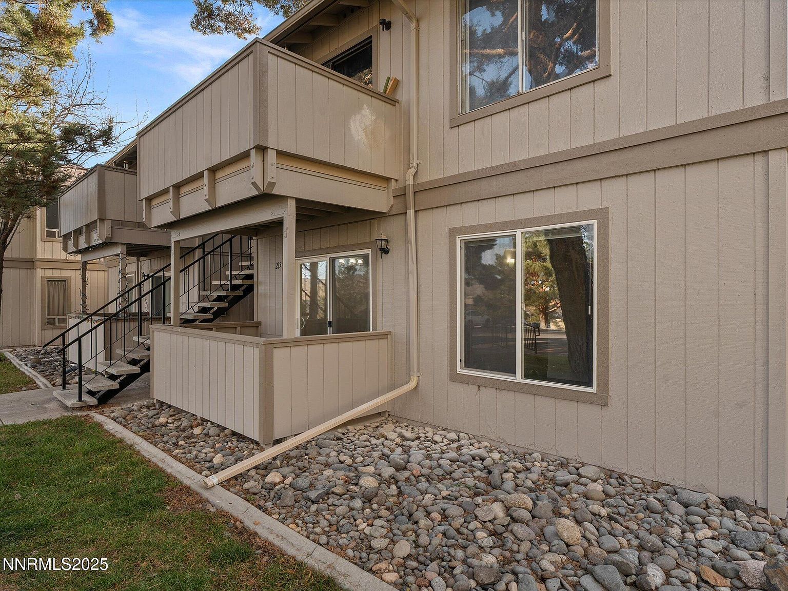 3935 Clear Acre Ln APT 215 Reno, NV 89512 - Thumbnail 5