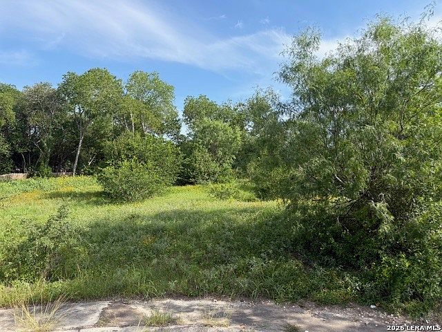 902 Yucca St #S San Antonio, TX 78220 - Thumbnail 5