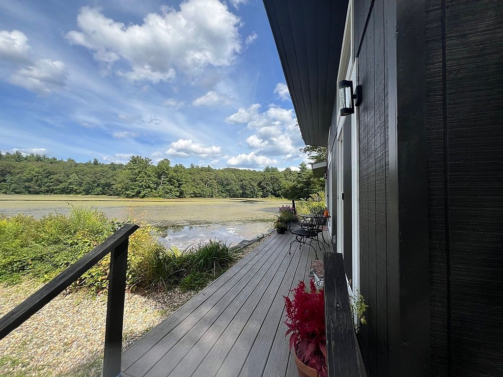 102 River St Leicester, MA 01524 - Thumbnail 5