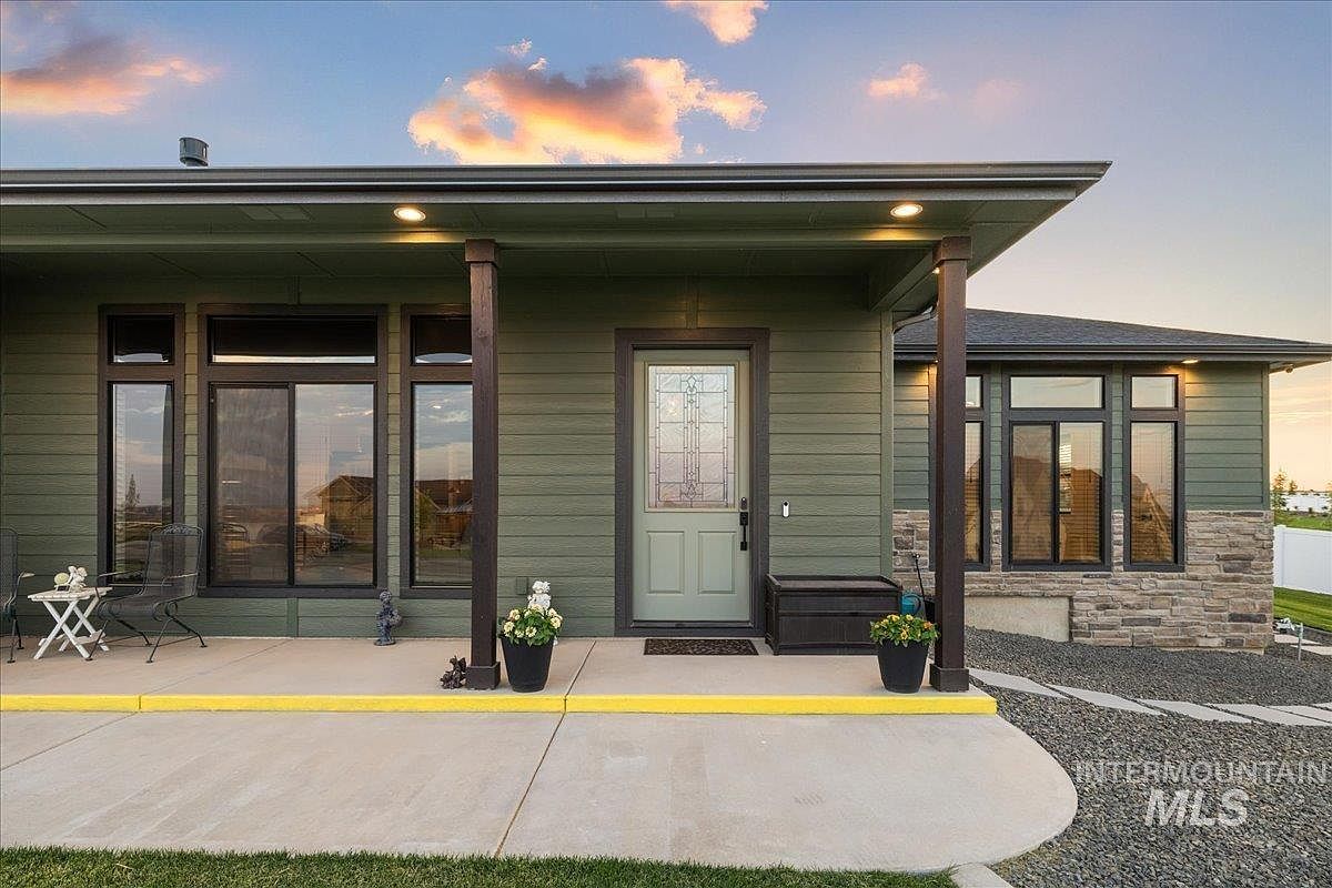 13849 Table Rock Ave Nampa, ID 83651 - Thumbnail 5