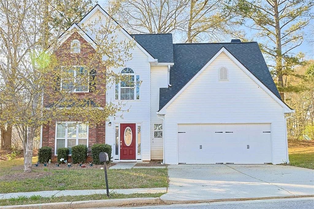 910 Lakeside Ct Loganville, GA 30052 - Thumbnail 5