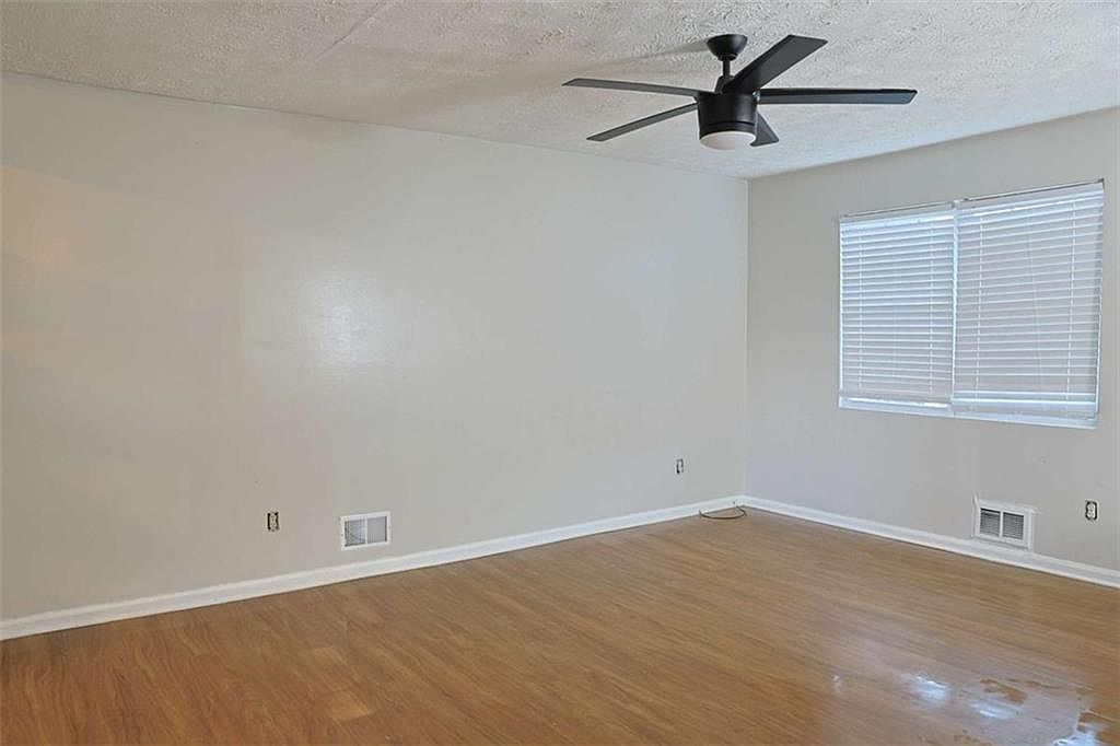 6540 Connell Rd S Atlanta, GA 30349 - Thumbnail 5