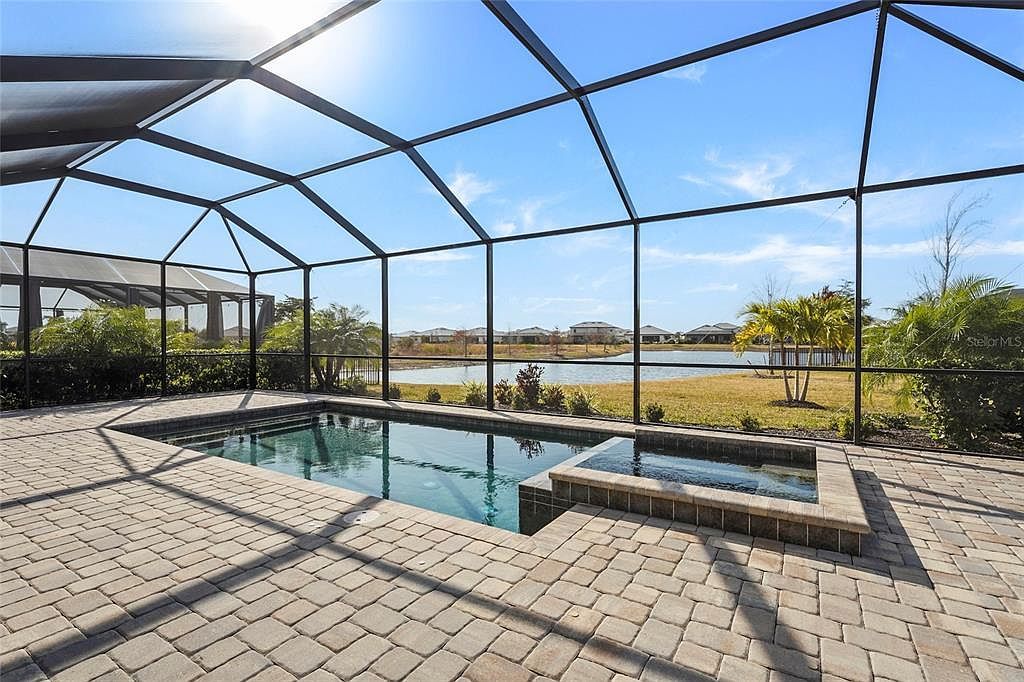 15351 Serene Shores Loop Bradenton, FL 34211 - Thumbnail 5