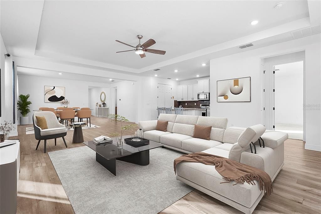 7322 34th Ct E Sarasota, FL 34243 - Thumbnail 5