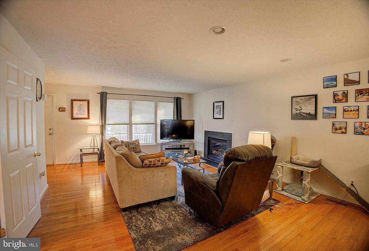 120 Crown Cir Edgewood, MD 21040 - Thumbnail 5