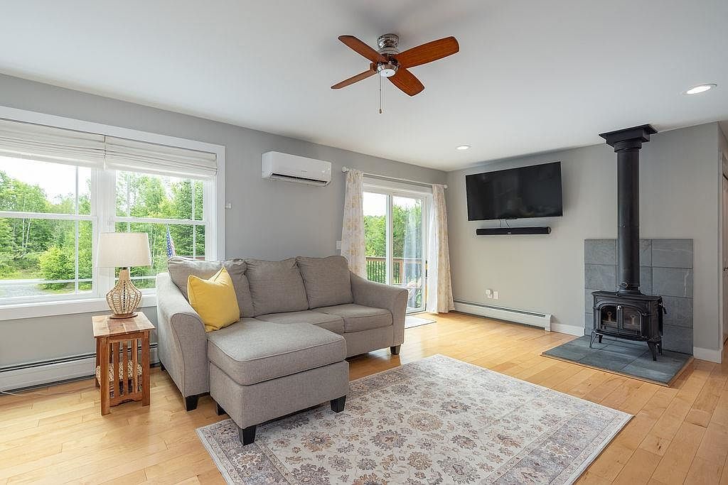 52 Jeffrey Dr Sunapee, NH 03782 - Thumbnail 5