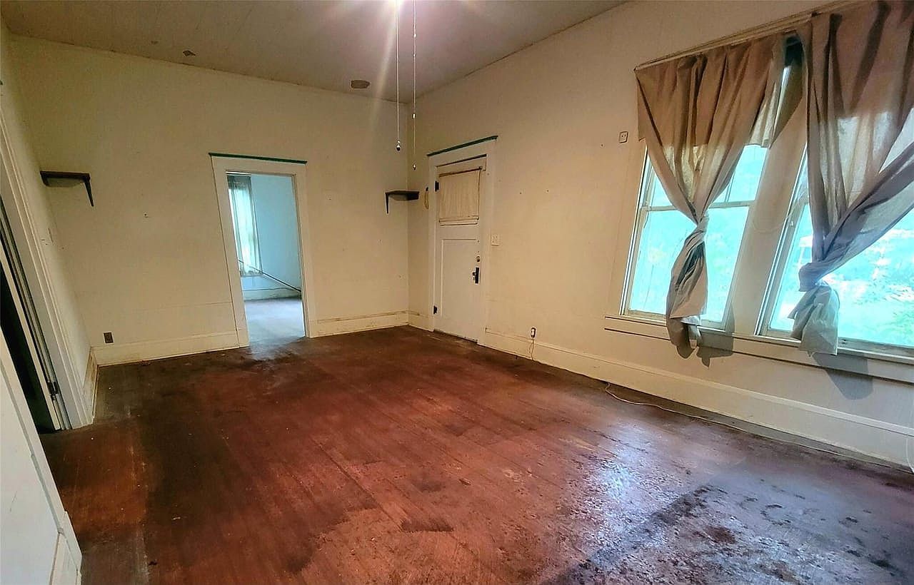 (undisclosed Address) Clarksville, TX 75426 - Thumbnail 5