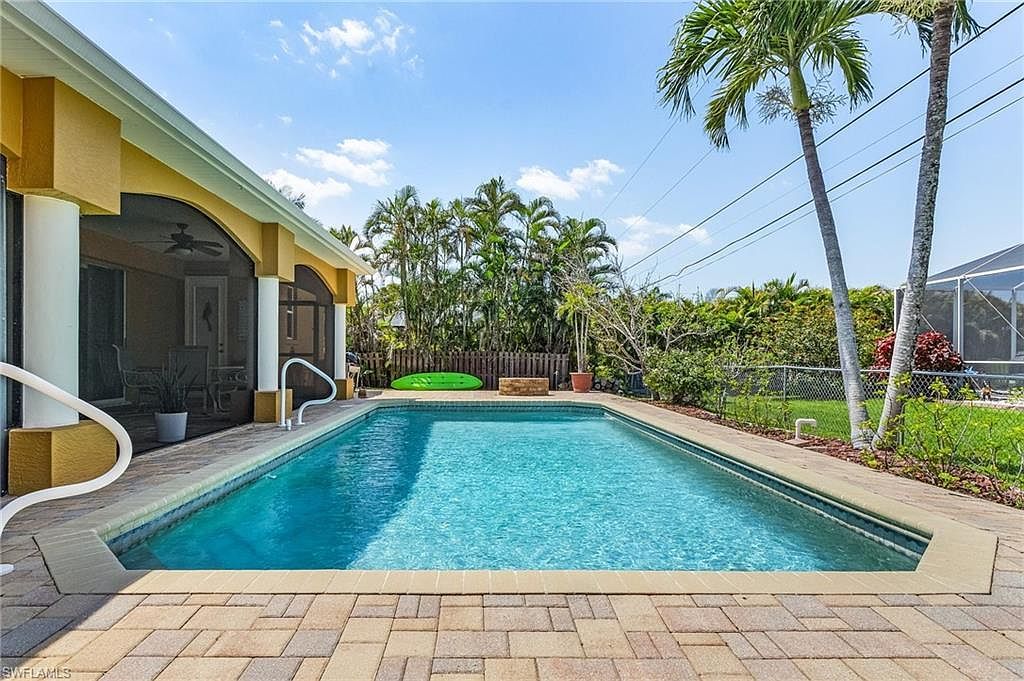 5422 SW 22nd Ave Cape Coral, FL 33914 - Thumbnail 5