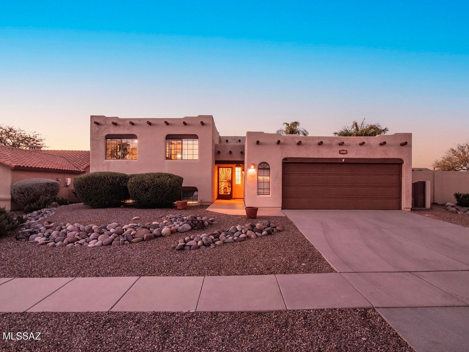 12831 N Meadview Way Oro Valley, AZ 85755 - Thumbnail 5