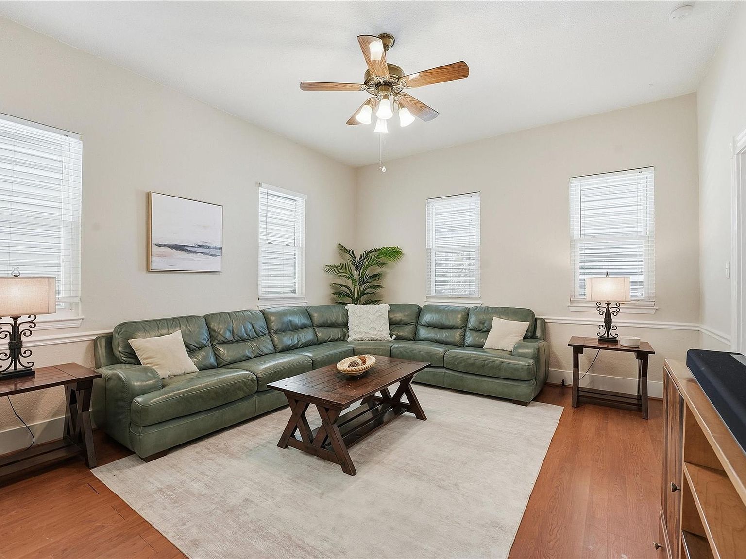 1814 22nd St Galveston, TX 77550 - Thumbnail 5