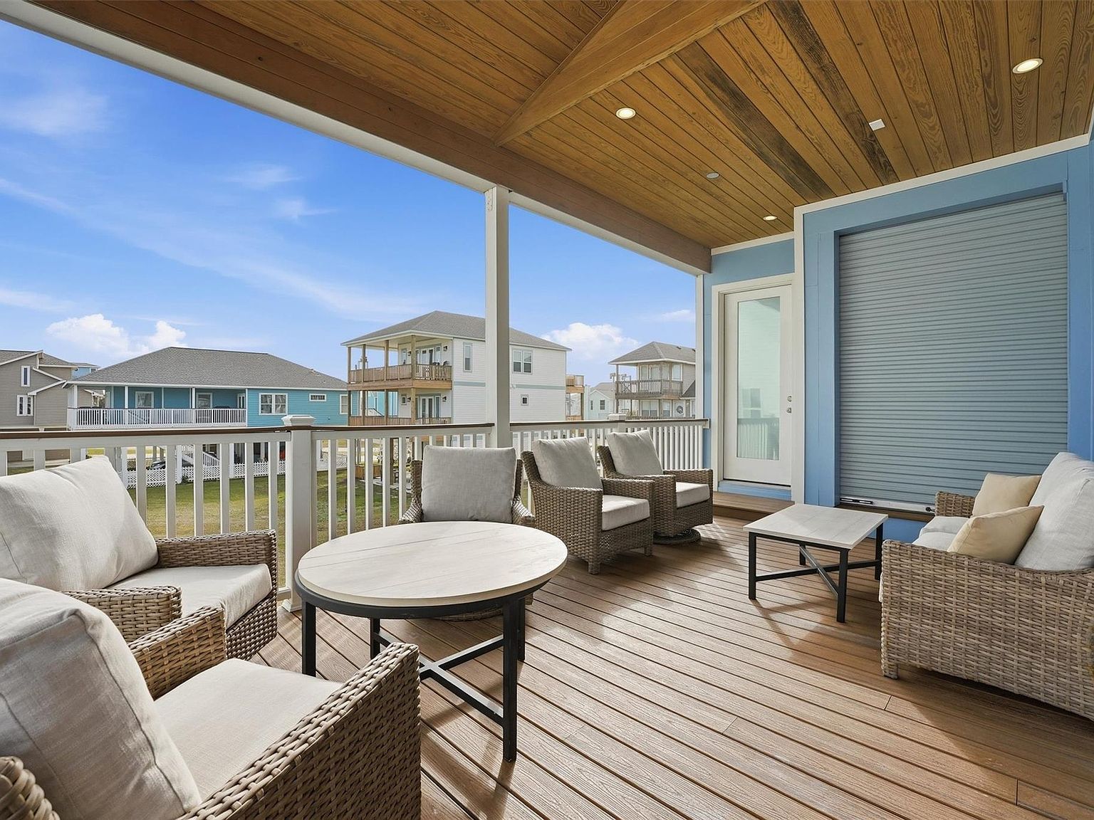 4118 Defender Ln Galveston, TX 77554 - Thumbnail 5