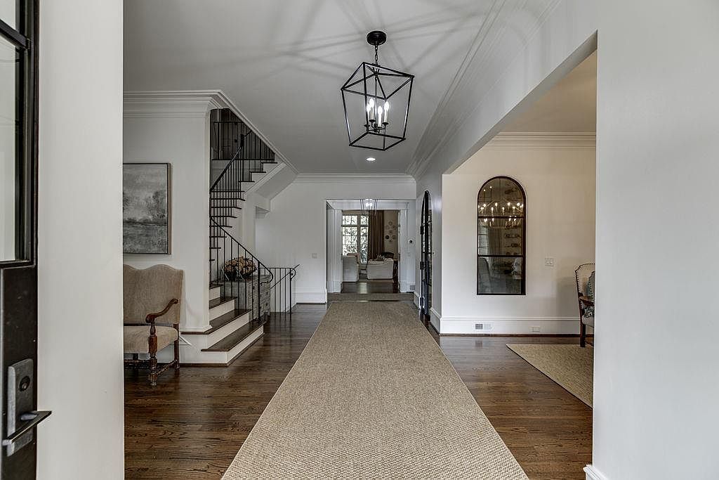 923 Little Darby Ln Suwanee, GA 30024 - Thumbnail 5