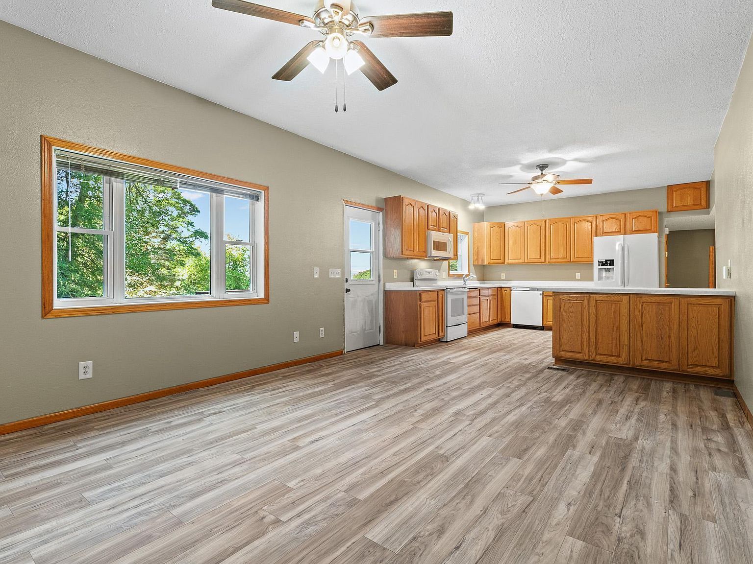 N10270 County Road M Colfax, WI 54730 - Thumbnail 5