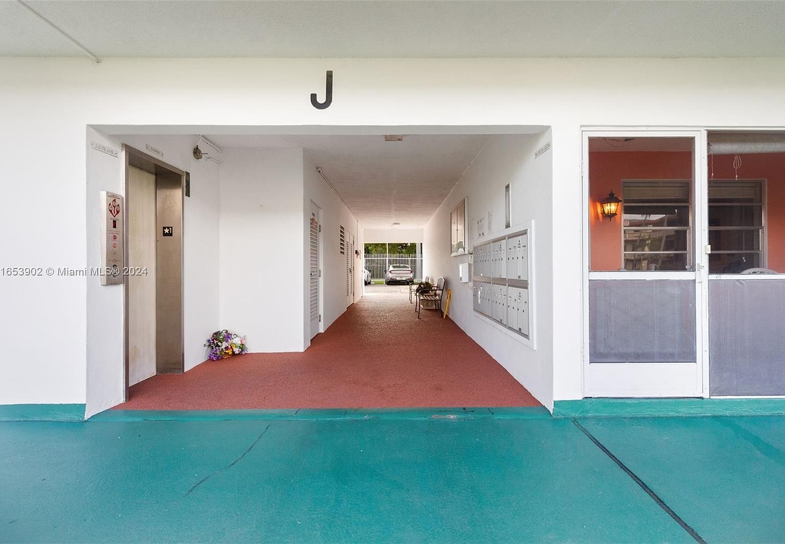 5300 Washington St APT J116 Hollywood, FL 33021 - Thumbnail 5