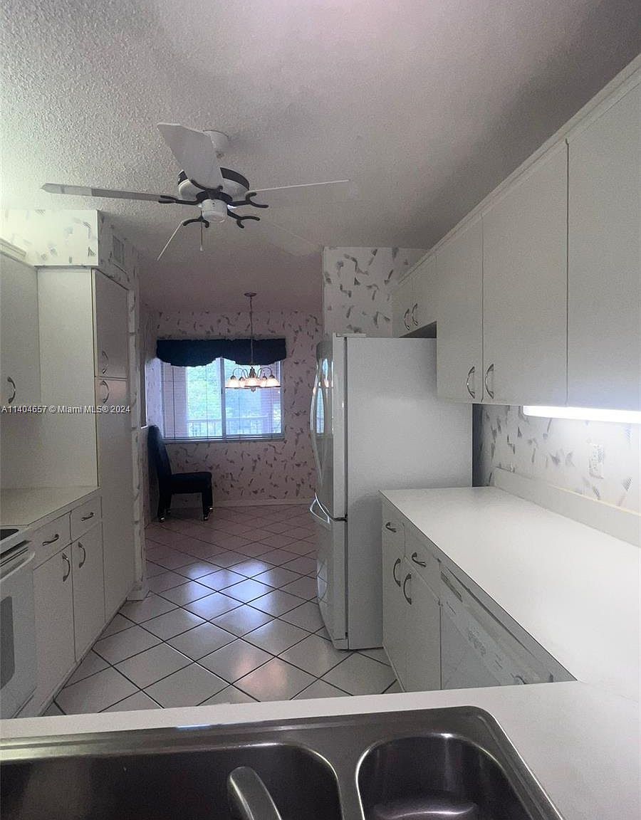 7450 Trent Dr #302 Fort Lauderdale, FL 33321 - Thumbnail 5