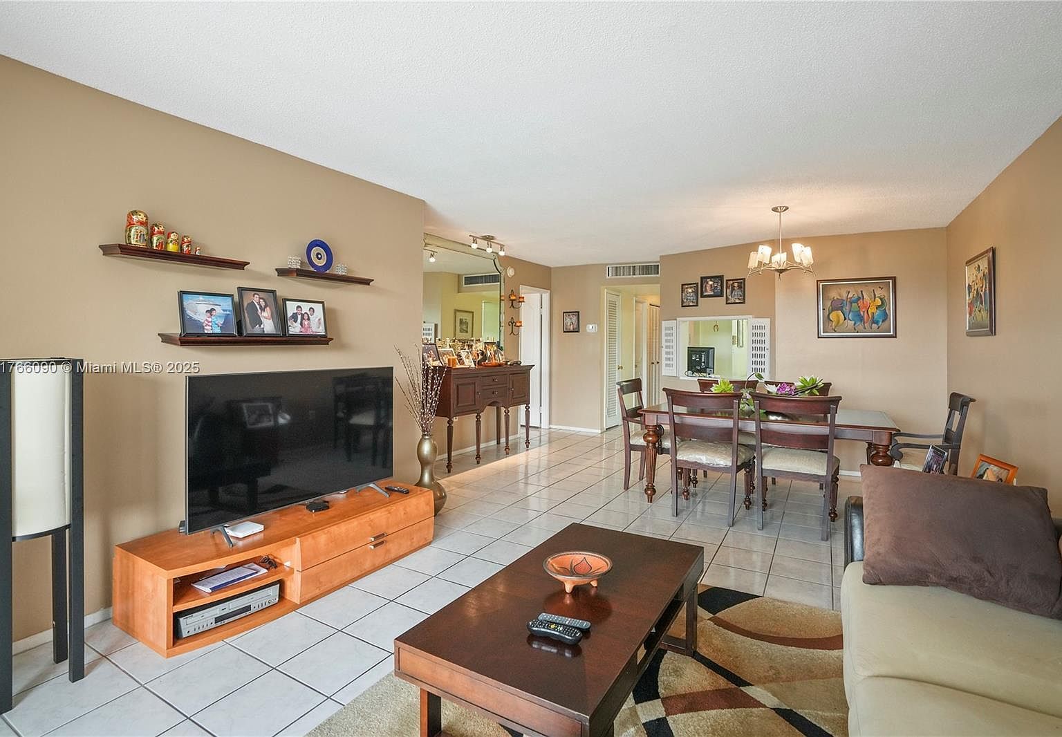 1680 NE 191st St APT 411-2 North Miami Beach, FL 33179 - Thumbnail 5