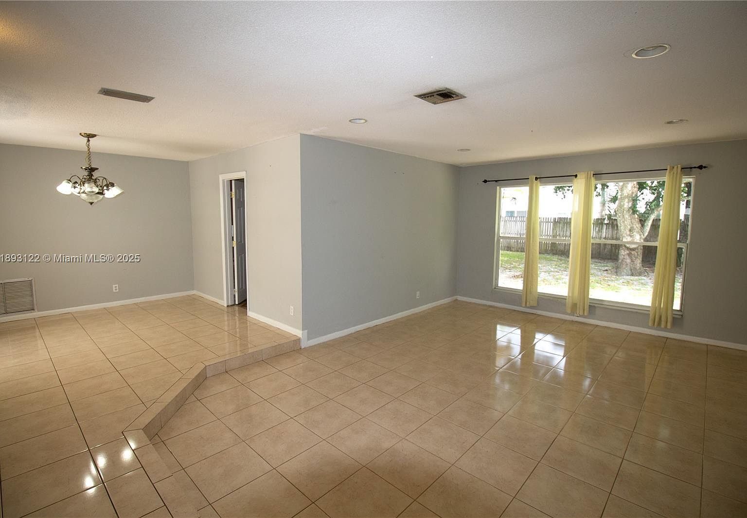 420 SW 62nd Ave Margate, FL 33068 - Thumbnail 5