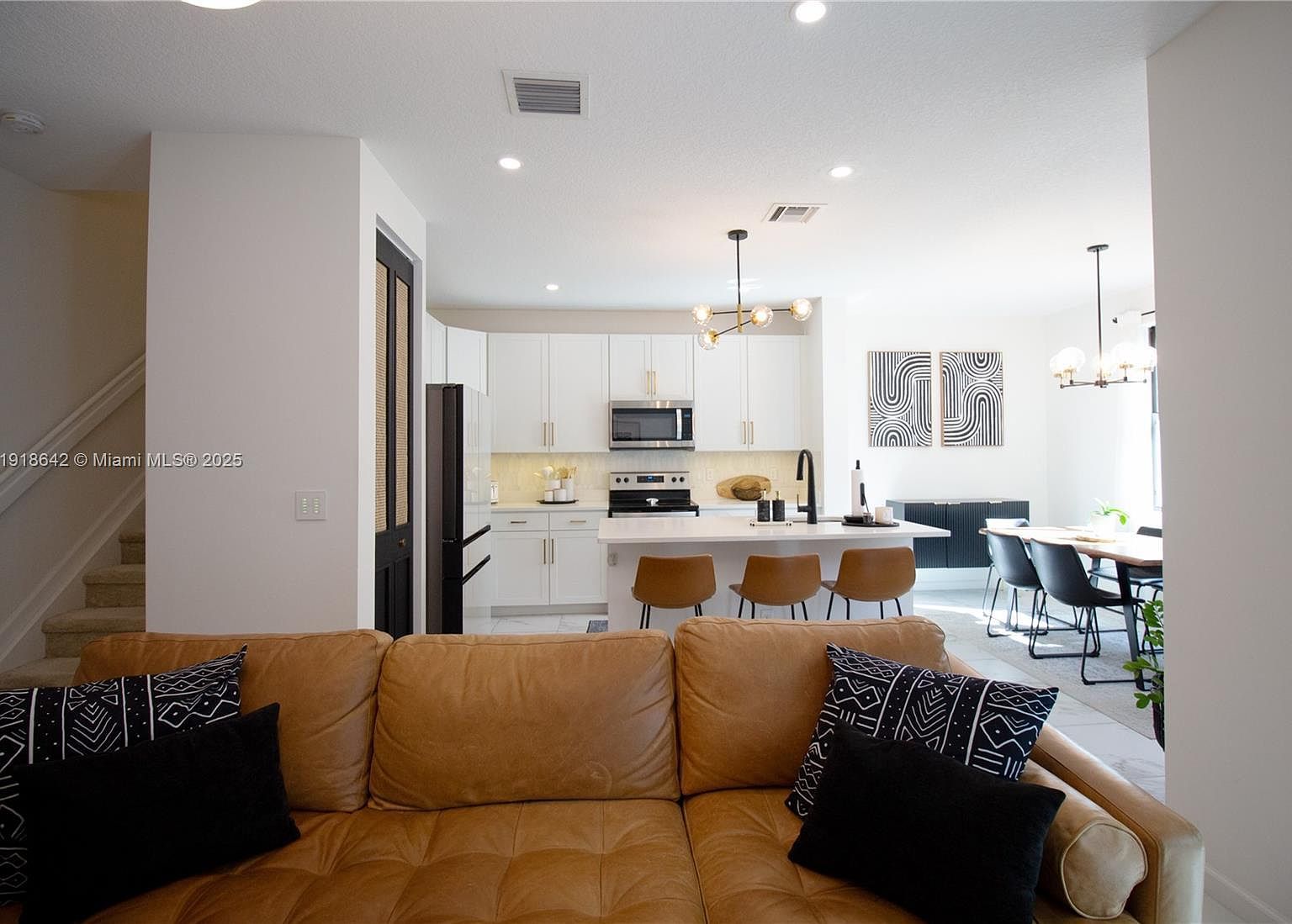 228 NW 36th Ave Pompano Beach, FL 33069 - Thumbnail 5