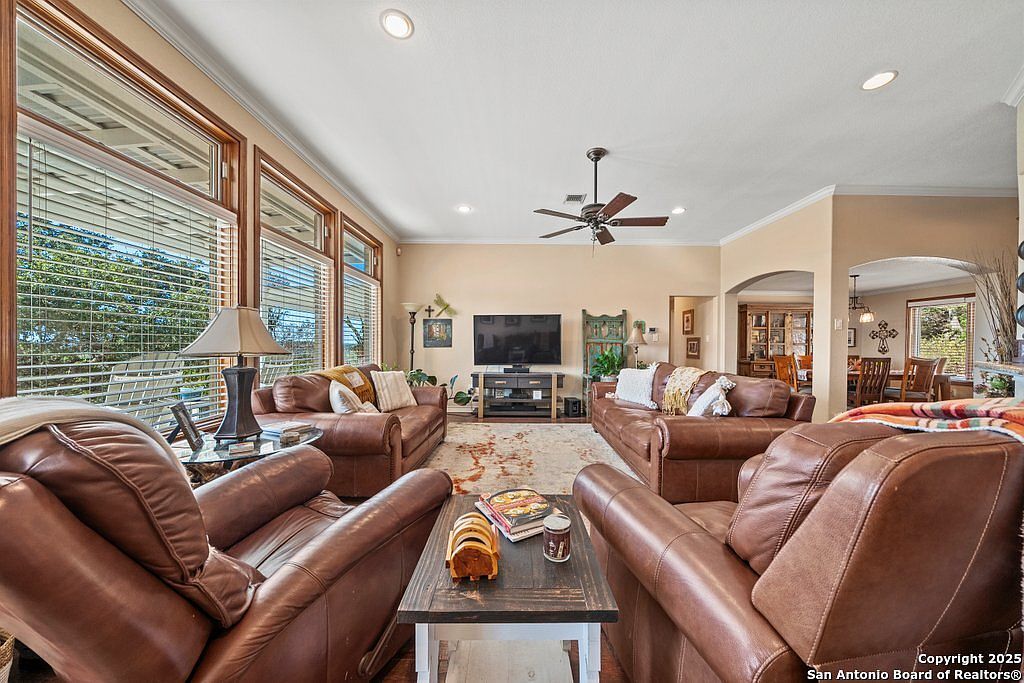 205 Cody Ct Canyon Lake, TX 78133 - Thumbnail 5