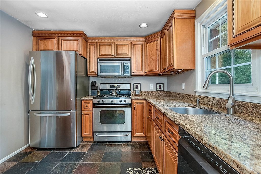 26 Pinto Way Mansfield, MA 02048 - Thumbnail 5