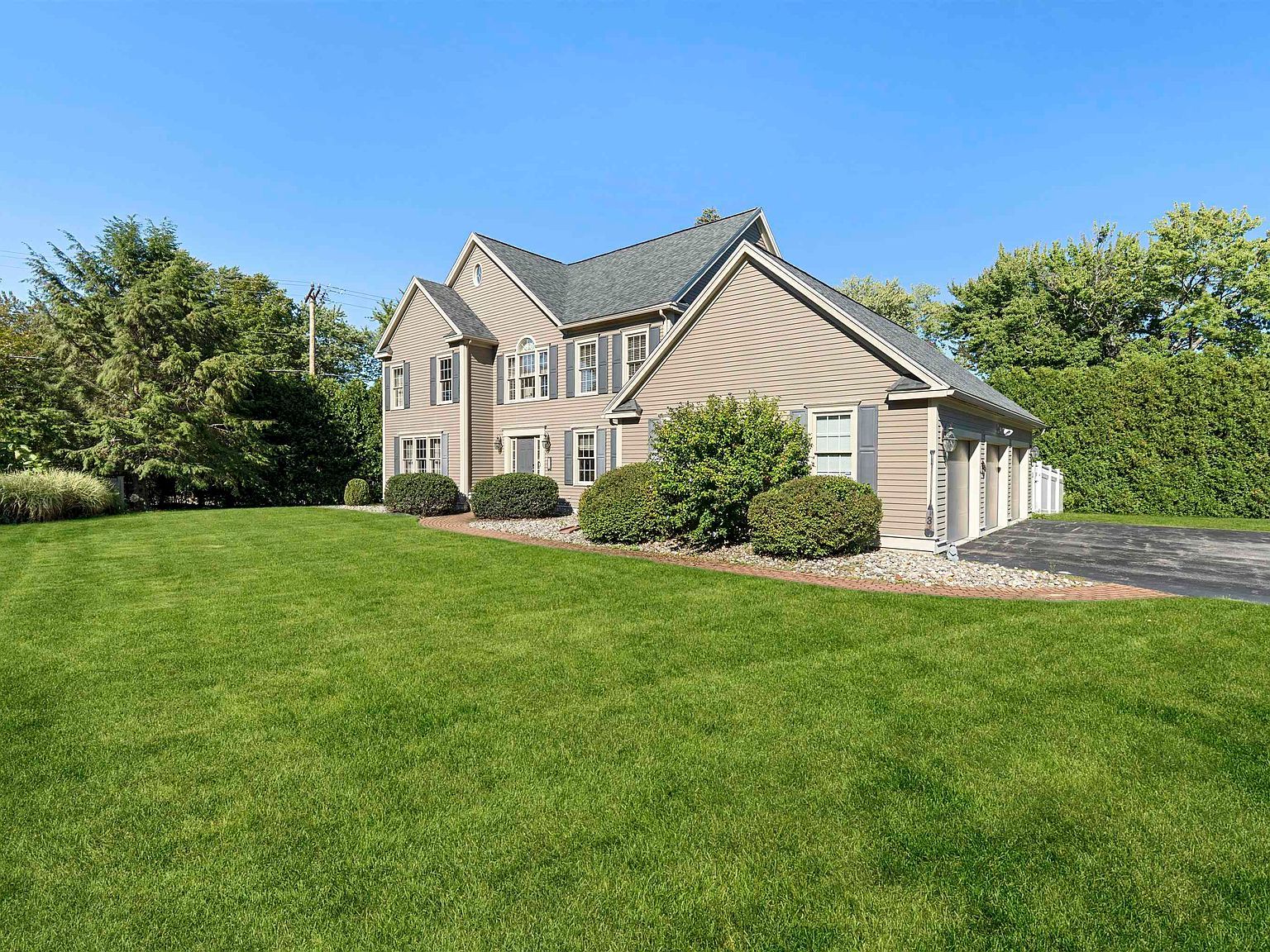 3 Playhouse Cir Hampton, NH 03842 - Thumbnail 5