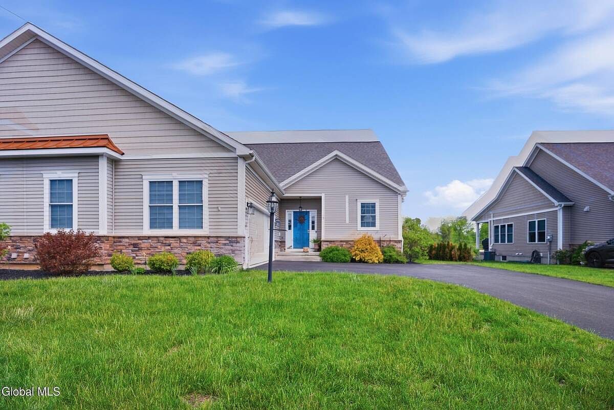 13 Elena Ct Mechanicville, NY 12118 - Thumbnail 5