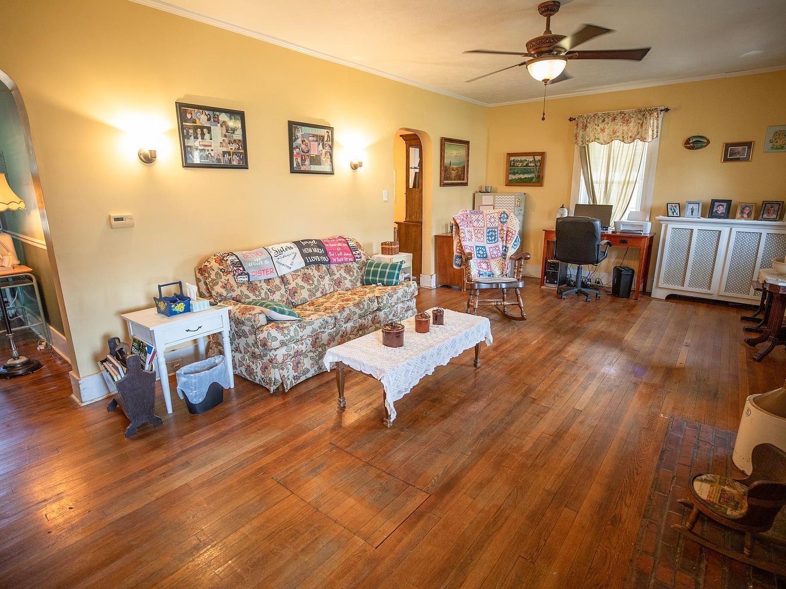 202 W Center St Bourbon, IN 46504 - Thumbnail 5