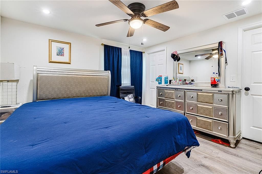 2012 Wright St Fort Myers, FL 33916 - Thumbnail 5