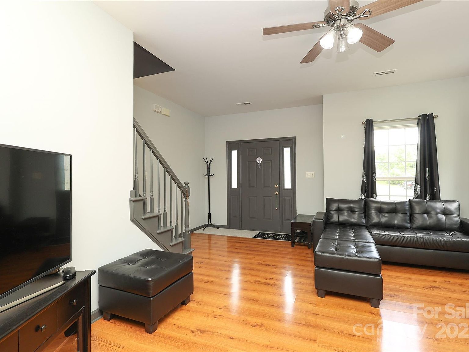 9541 Green Apple Dr Charlotte, NC 28215 - Thumbnail 5