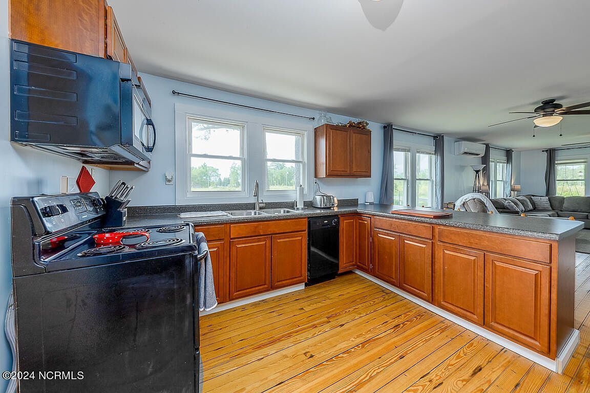 932 Whortonsville Rd Merritt, NC 28556 - Thumbnail 5