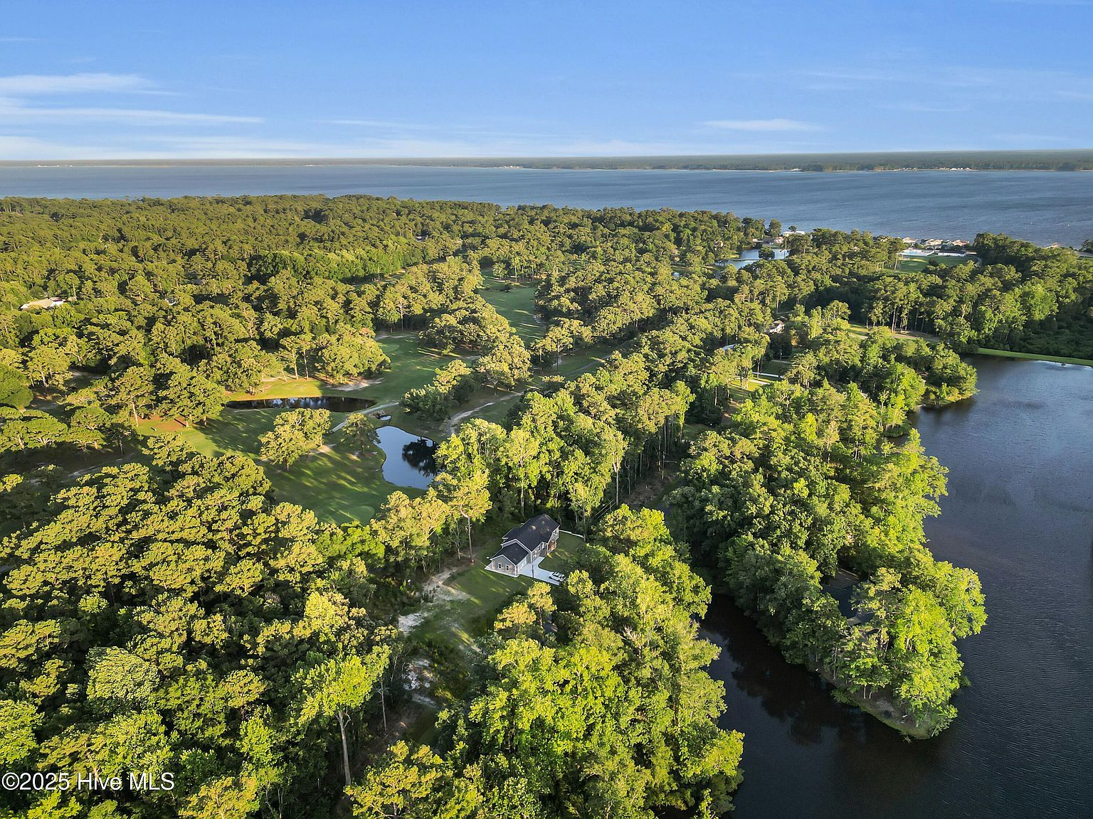 401 Country Club Dr Arapahoe, NC 28510 - Thumbnail 5