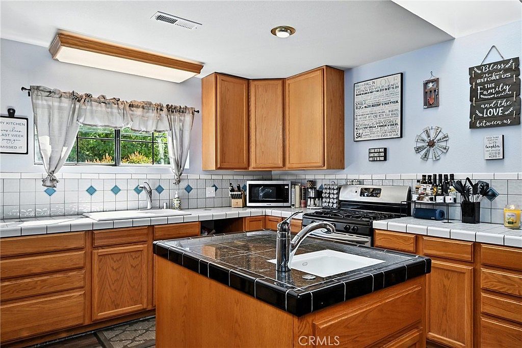 4397 Country Club Dr Lucerne, CA 95458 - Thumbnail 5