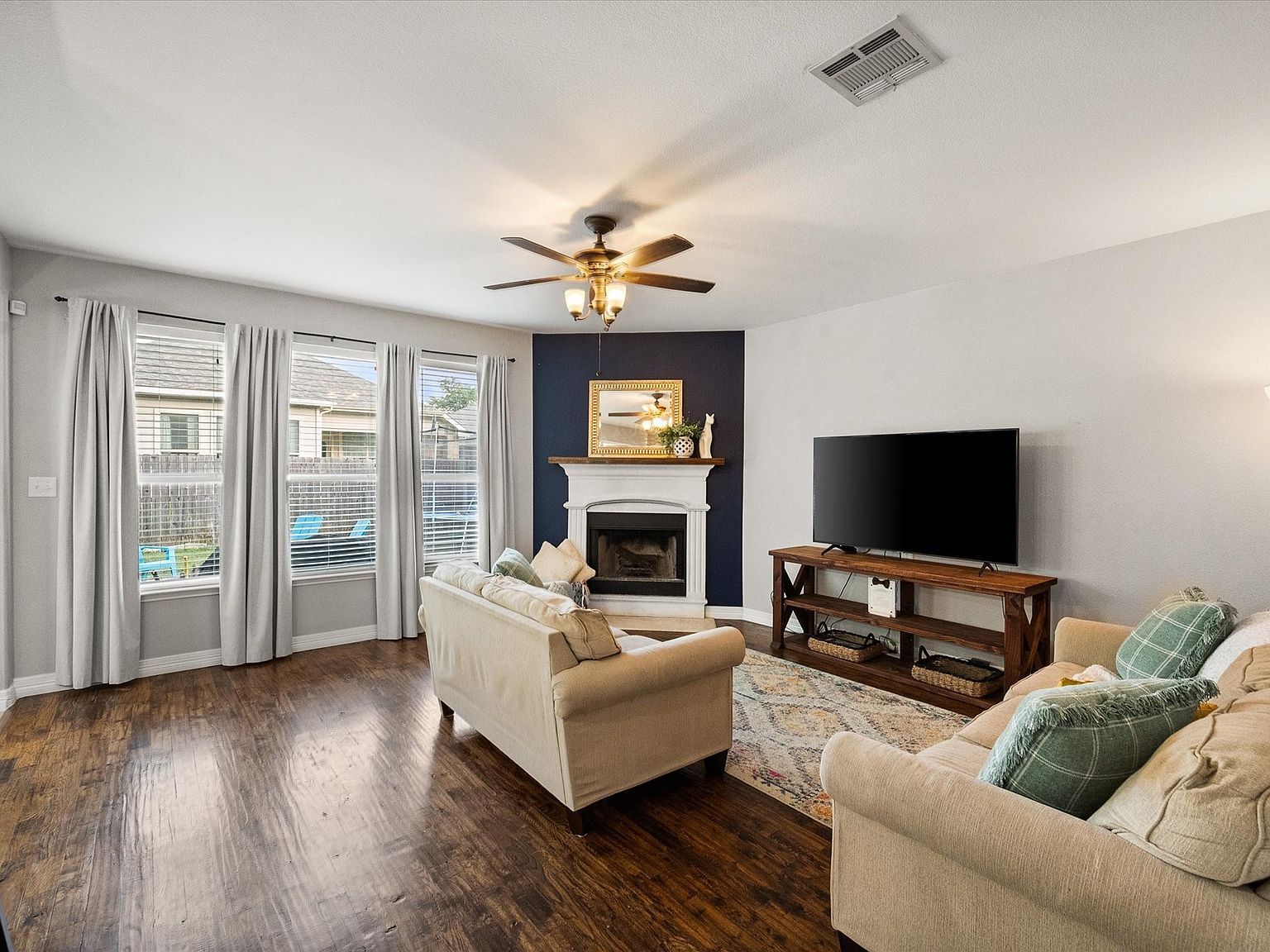 12013 Rowsley Ln Burleson, TX 76028 - Thumbnail 5