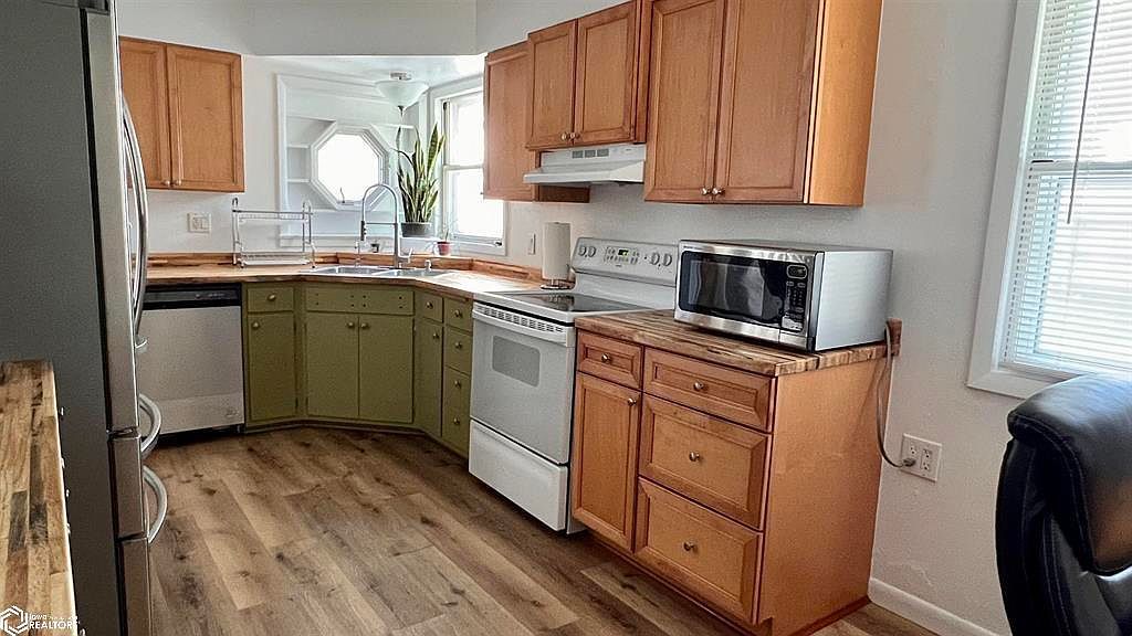 407 N Grimmell Rd Jefferson, IA 50129 - Thumbnail 5