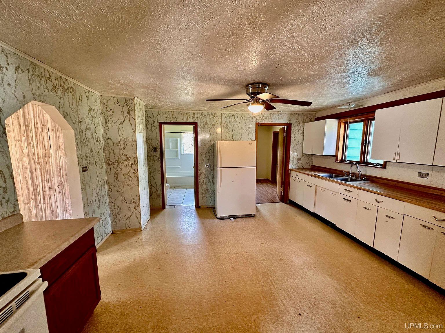 406 Gold St Negaunee, MI 49866 - Thumbnail 5