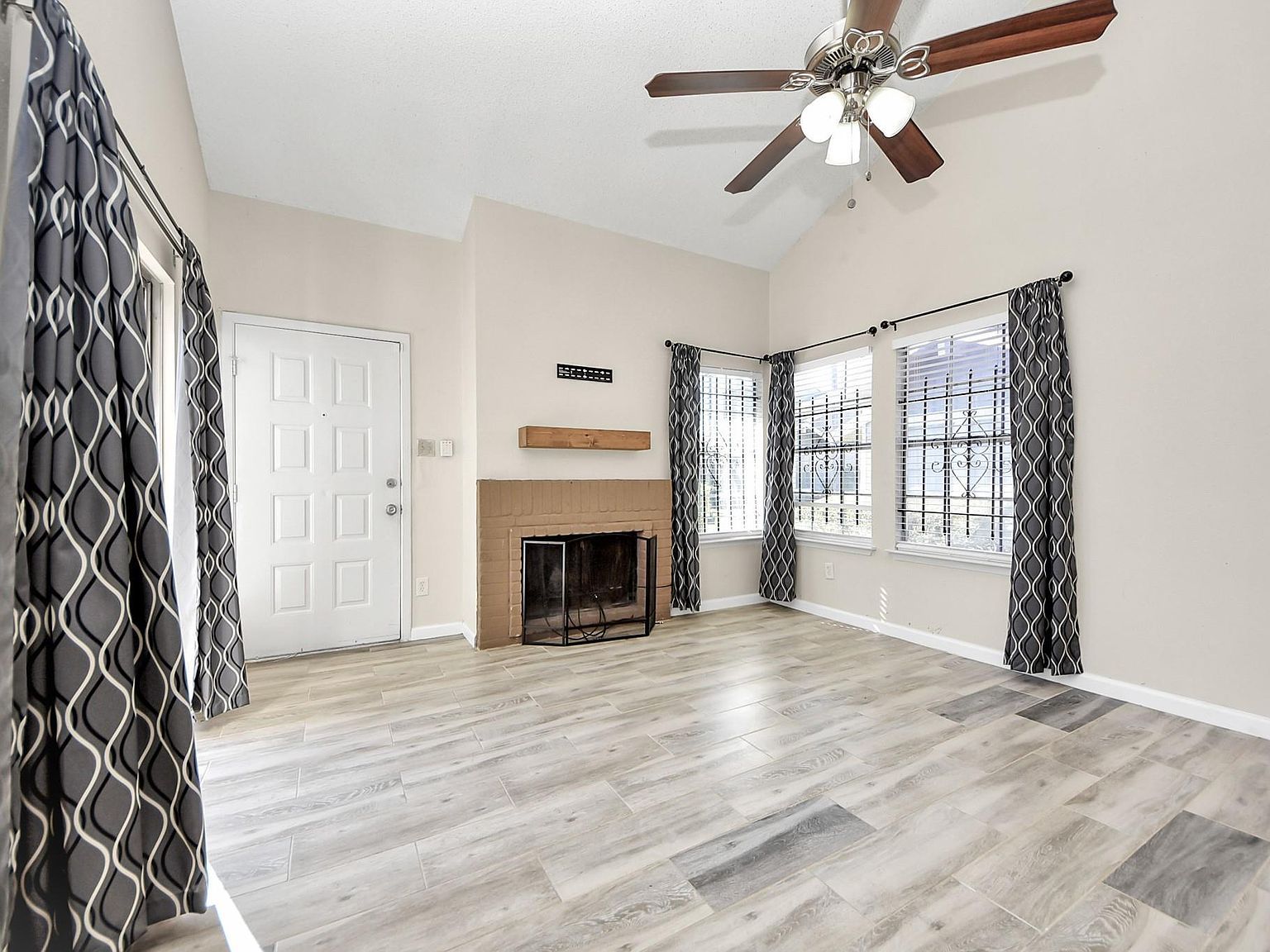 12232 Coppertree Ln #122 Houston, TX 77035 - Thumbnail 5