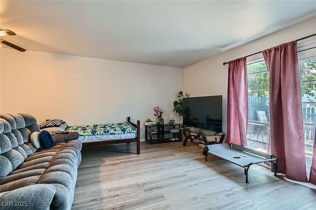 4259 Kona Coast Way Las Vegas, NV 89121 - Thumbnail 5